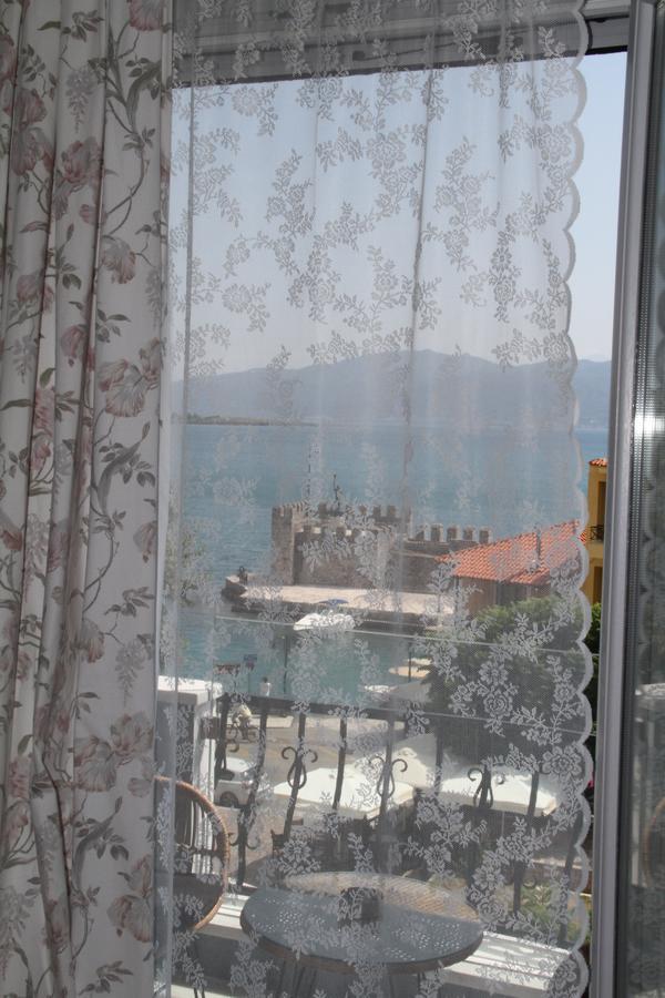 Amaryllis Hotel Nafpaktos Buitenkant foto