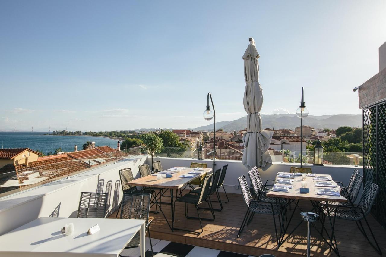 Amaryllis Hotel Nafpaktos Buitenkant foto