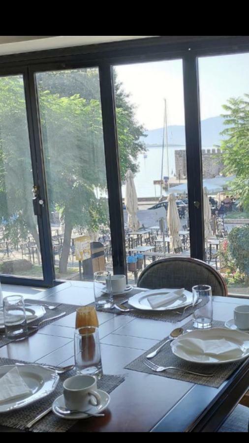 Amaryllis Hotel Nafpaktos Buitenkant foto